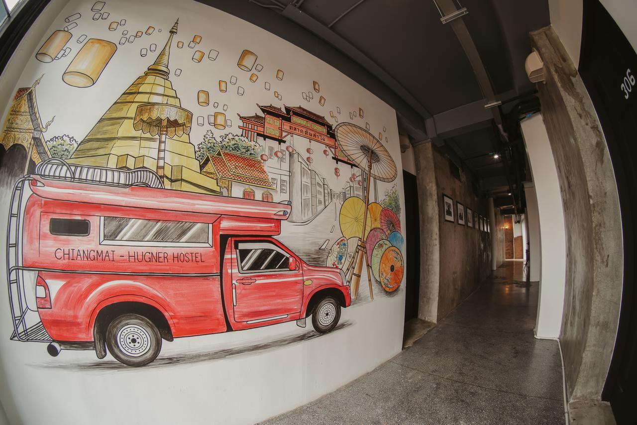 Hugnur Hostel And Coffee Chiang Mai Bagian luar foto
